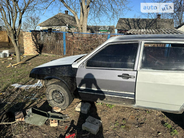 Сірий ВАЗ 21099, об'ємом двигуна 0 л та пробігом 170 тис. км за 1100 $, фото 6 на Automoto.ua