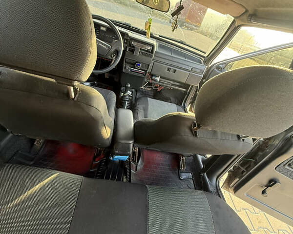 Серый ВАЗ 21099, объемом двигателя 1.5 л и пробегом 235 тыс. км за 1500 $, фото 11 на Automoto.ua