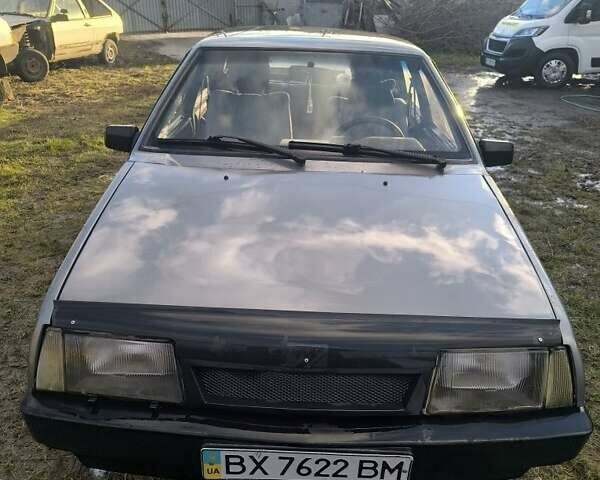 Серый ВАЗ 21099, объемом двигателя 1.5 л и пробегом 200 тыс. км за 1300 $, фото 1 на Automoto.ua