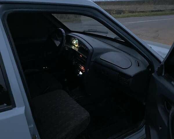 Сірий ВАЗ 21099, об'ємом двигуна 1.5 л та пробігом 180 тис. км за 2000 $, фото 5 на Automoto.ua