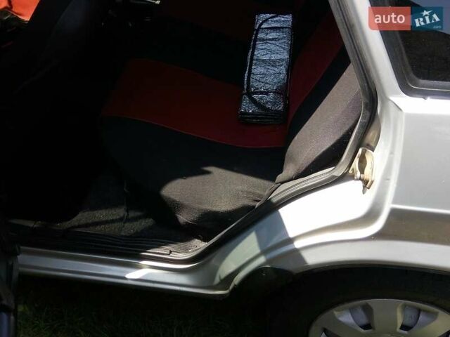 Серый ВАЗ 21099, объемом двигателя 1.5 л и пробегом 191 тыс. км за 1999 $, фото 5 на Automoto.ua