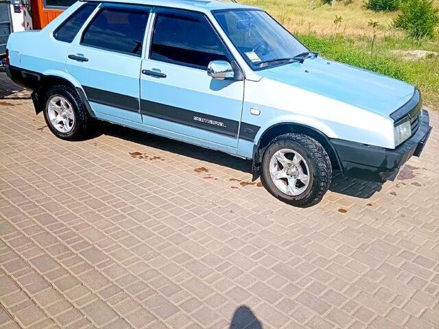 Серый ВАЗ 21099, объемом двигателя 1.5 л и пробегом 200 тыс. км за 2300 $, фото 1 на Automoto.ua