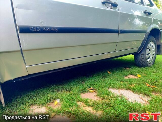 Серый ВАЗ 21099, объемом двигателя 1.5 л и пробегом 149 тыс. км за 2800 $, фото 4 на Automoto.ua