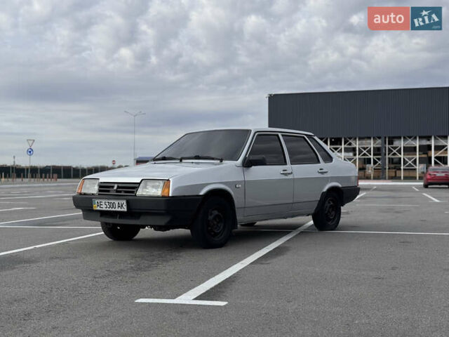 ВАЗ 21099 2005 в Днепре (Днепропетровске) на Automoto.ua Серый ВАЗ 21099, объемом двигателя 1.6 л и пробегом 140 тыс. км за 2500 $, фото 1 на Automoto.ua