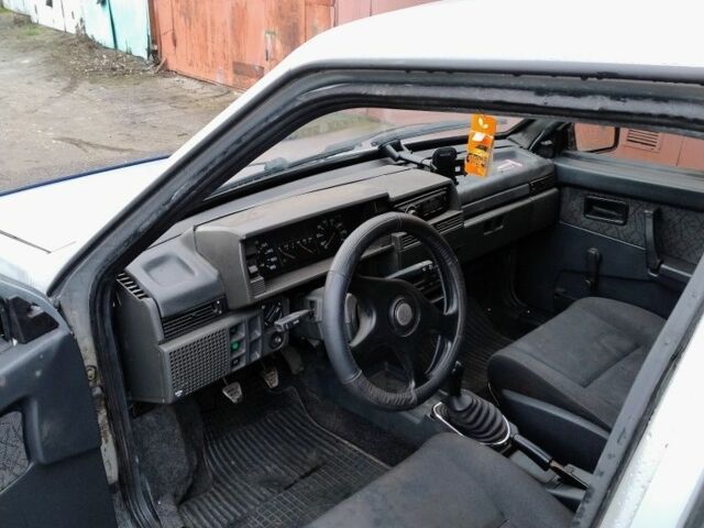 Сірий ВАЗ 21099, об'ємом двигуна 0 л та пробігом 255 тис. км за 1400 $, фото 5 на Automoto.ua