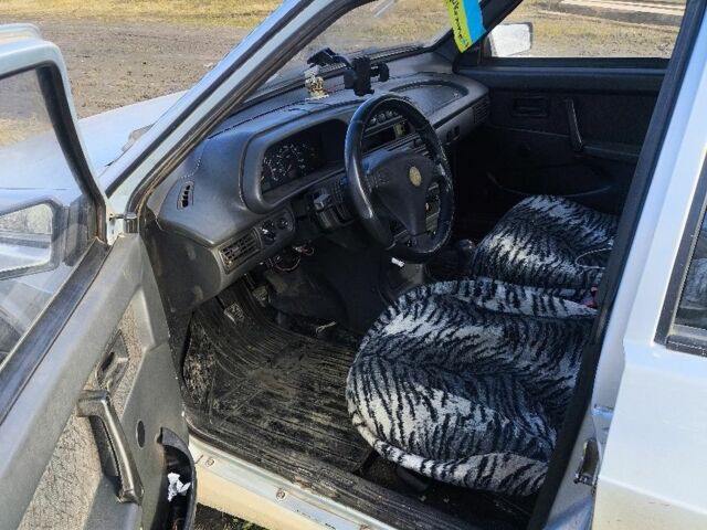 Серый ВАЗ 21099, объемом двигателя 1.5 л и пробегом 200 тыс. км за 1400 $, фото 5 на Automoto.ua