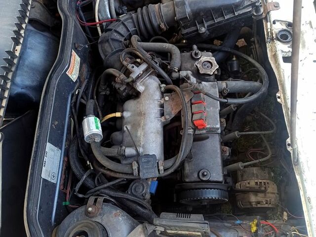 Серый ВАЗ 21099, объемом двигателя 1.5 л и пробегом 180 тыс. км за 1250 $, фото 4 на Automoto.ua