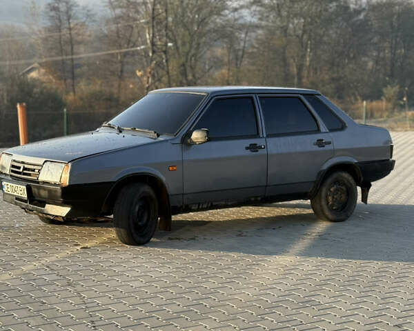 Серый ВАЗ 21099, объемом двигателя 1.5 л и пробегом 235 тыс. км за 1500 $, фото 2 на Automoto.ua