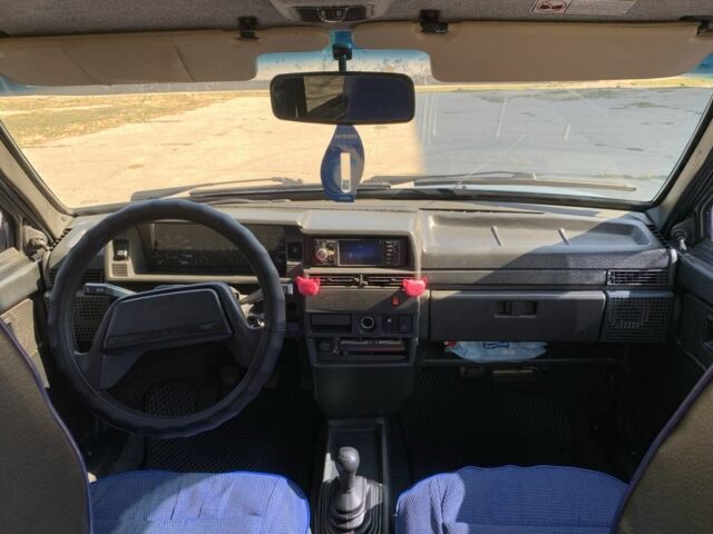 Серый ВАЗ 21099, объемом двигателя 1.5 л и пробегом 253 тыс. км за 2100 $, фото 7 на Automoto.ua