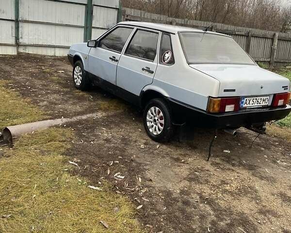 Серый ВАЗ 21099, объемом двигателя 1.5 л и пробегом 1000 тыс. км за 1650 $, фото 7 на Automoto.ua