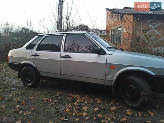 Серый ВАЗ 21099, объемом двигателя 1.5 л и пробегом 195 тыс. км за 1450 $, фото 6 на Automoto.ua