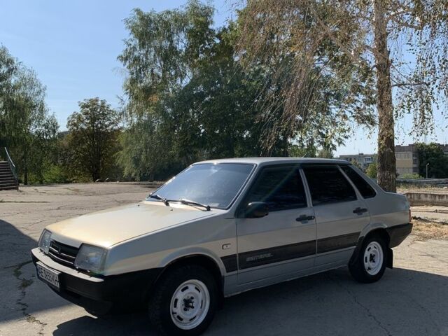 Серый ВАЗ 21099, объемом двигателя 1.5 л и пробегом 253 тыс. км за 2100 $, фото 1 на Automoto.ua