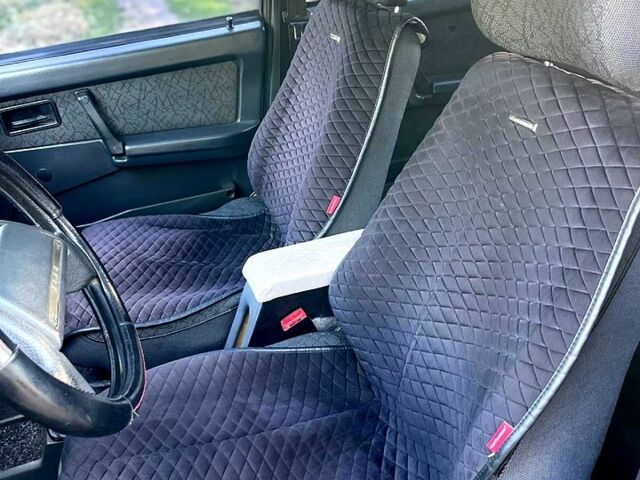 Серый ВАЗ 21099, объемом двигателя 1.5 л и пробегом 358 тыс. км за 1600 $, фото 4 на Automoto.ua