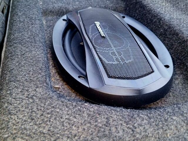 Серый ВАЗ 21099, объемом двигателя 1.5 л и пробегом 350 тыс. км за 1000 $, фото 7 на Automoto.ua