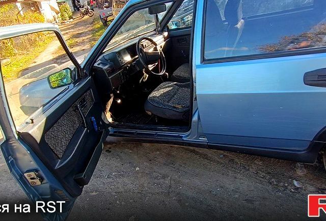 Серый ВАЗ 21099, объемом двигателя 1.5 л и пробегом 150 тыс. км за 1200 $, фото 6 на Automoto.ua