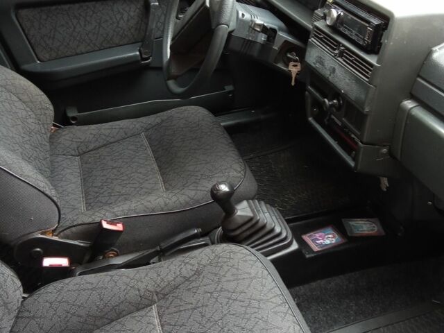 Серый ВАЗ 21099, объемом двигателя 1.5 л и пробегом 150 тыс. км за 2250 $, фото 2 на Automoto.ua