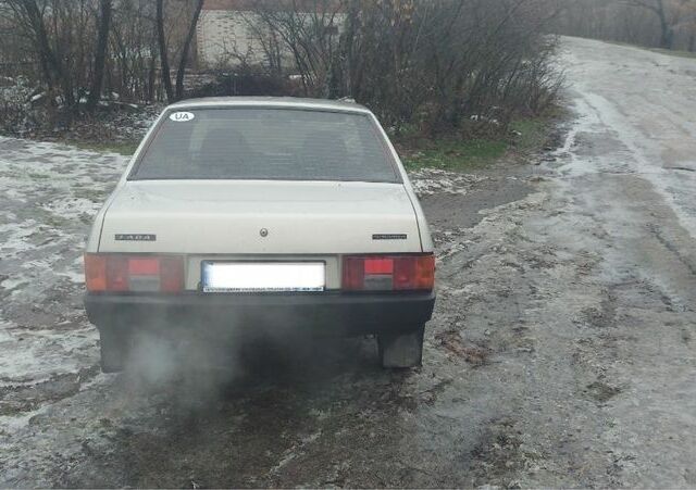 Сірий ВАЗ 21099, об'ємом двигуна 1.5 л та пробігом 159 тис. км за 1900 $, фото 2 на Automoto.ua