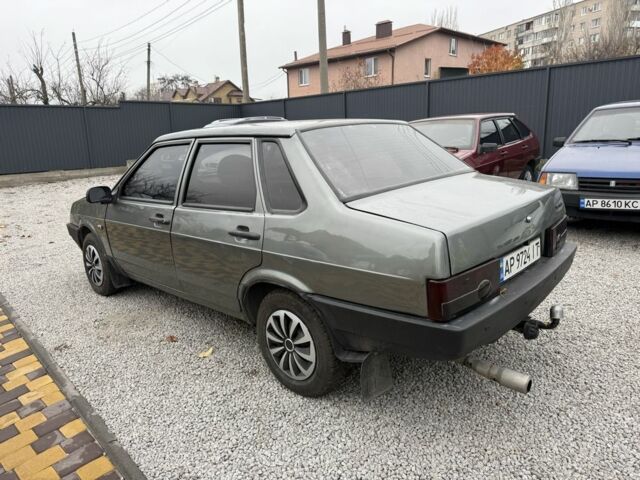 Серый ВАЗ 21099, объемом двигателя 1.5 л и пробегом 200 тыс. км за 999 $, фото 1 на Automoto.ua