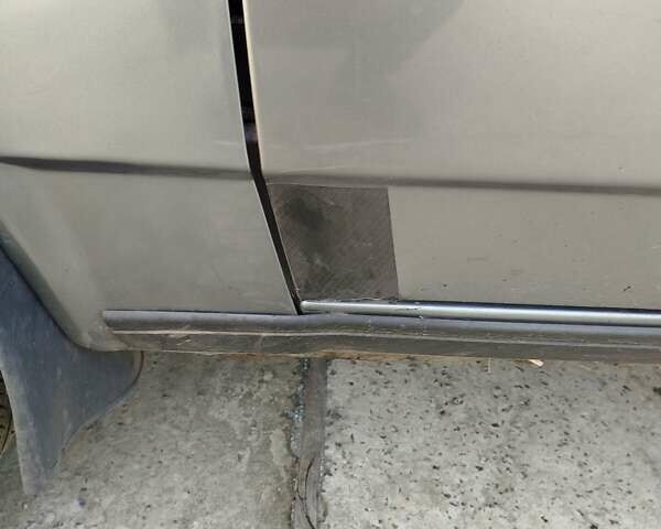 Серый ВАЗ 21099, объемом двигателя 1.5 л и пробегом 178 тыс. км за 2000 $, фото 3 на Automoto.ua