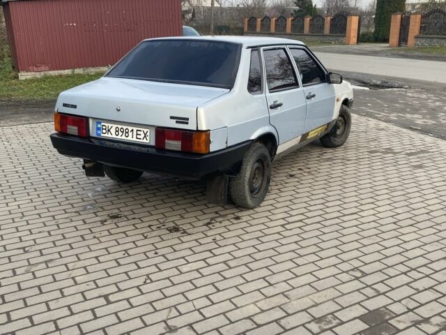 Серый ВАЗ 21099, объемом двигателя 1.5 л и пробегом 86 тыс. км за 1000 $, фото 2 на Automoto.ua