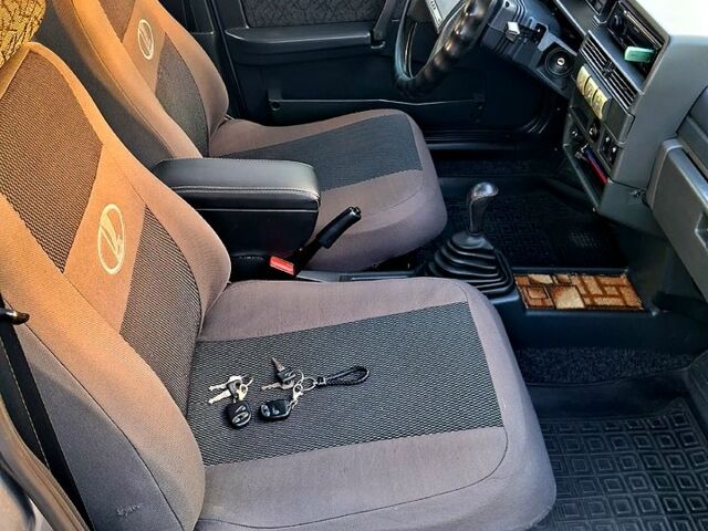 Серый ВАЗ 21099, объемом двигателя 1.5 л и пробегом 153 тыс. км за 2800 $, фото 9 на Automoto.ua