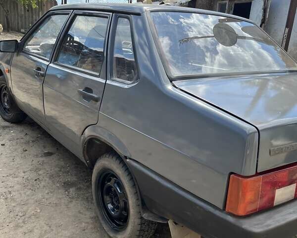 Сірий ВАЗ 21099, об'ємом двигуна 1.6 л та пробігом 100 тис. км за 1600 $, фото 2 на Automoto.ua