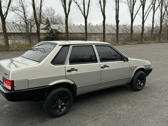 Серый ВАЗ 21099, объемом двигателя 1.5 л и пробегом 83 тыс. км за 3000 $, фото 1 на Automoto.ua