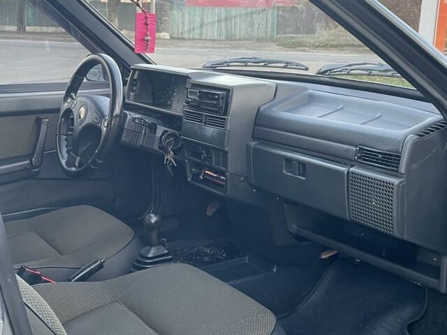 Серый ВАЗ 21099, объемом двигателя 1.5 л и пробегом 45 тыс. км за 1950 $, фото 5 на Automoto.ua