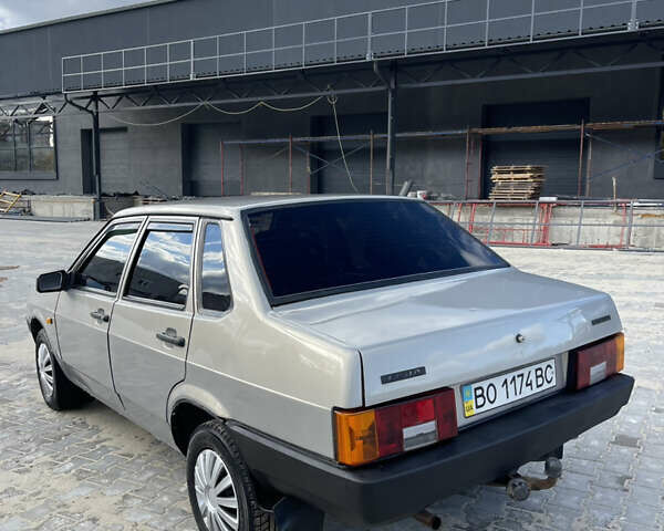 ВАЗ 21099 2006 в Тернополе на Automoto.ua Серый ВАЗ 21099, объемом двигателя 1.6 л и пробегом 200 тыс. км за 1750 $, фото 9 на Automoto.ua