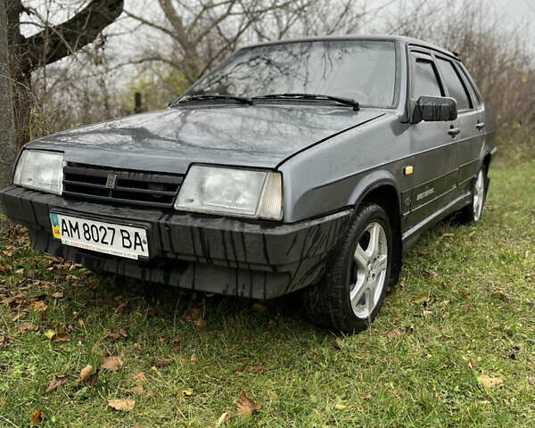 Серый ВАЗ 21099, объемом двигателя 1.5 л и пробегом 112 тыс. км за 1900 $, фото 2 на Automoto.ua