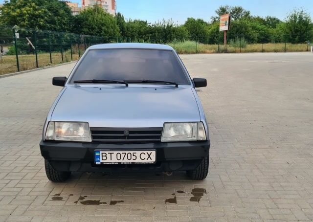 ВАЗ 21099 2006 в Херсоне на Automoto.ua Серый ВАЗ 21099, объемом двигателя 1.5 л и пробегом 200 тыс. км за 1700 $, фото 14 на Automoto.ua