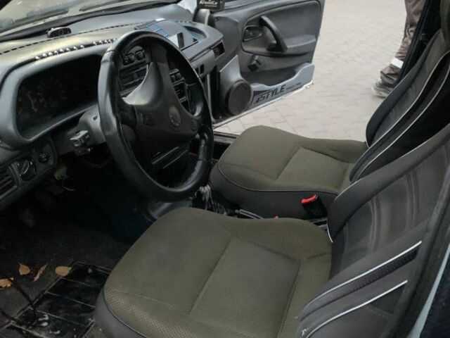 Серый ВАЗ 21099, объемом двигателя 1.5 л и пробегом 250 тыс. км за 1100 $, фото 1 на Automoto.ua
