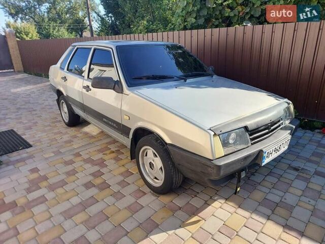 Сірий ВАЗ 21099, об'ємом двигуна 1.5 л та пробігом 182 тис. км за 1600 $, фото 3 на Automoto.ua