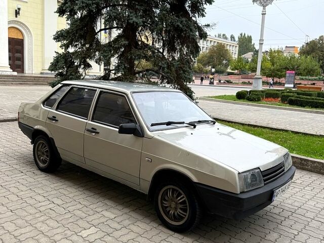 Серый ВАЗ 21099, объемом двигателя 1.5 л и пробегом 0 тыс. км за 1150 $, фото 3 на Automoto.ua