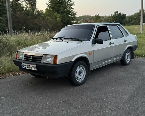Серый ВАЗ 21099, объемом двигателя 1.5 л и пробегом 200 тыс. км за 1599 $, фото 1 на Automoto.ua