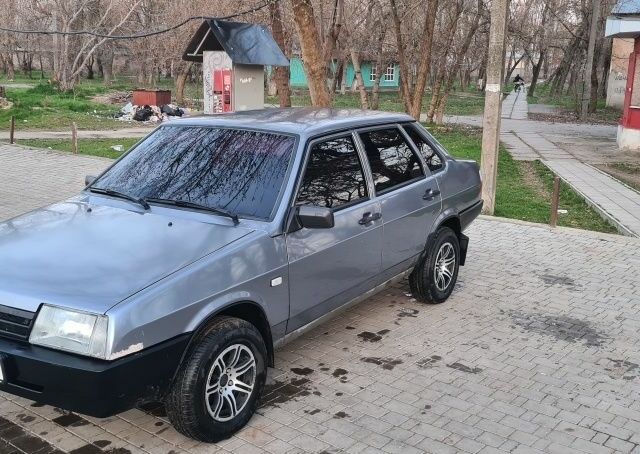 ВАЗ 21099 2006 в Херсоне на Automoto.ua Серый ВАЗ 21099, объемом двигателя 1.5 л и пробегом 200 тыс. км за 1700 $, фото 2 на Automoto.ua