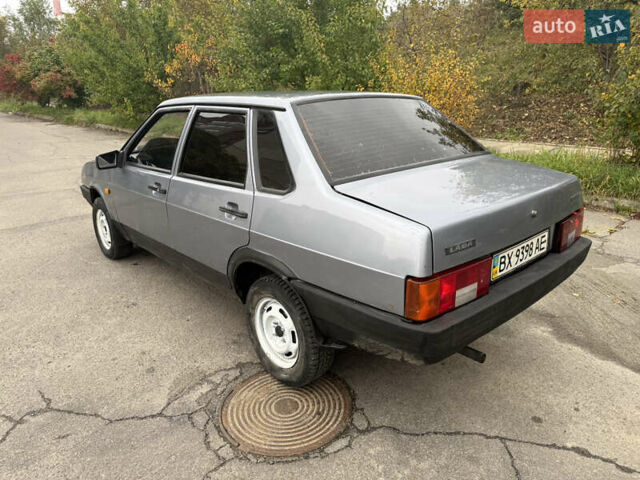 Сірий ВАЗ 21099, об'ємом двигуна 1.5 л та пробігом 80 тис. км за 1950 $, фото 13 на Automoto.ua