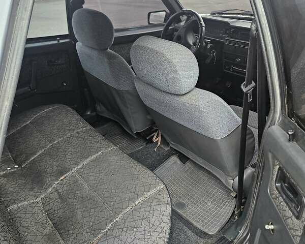 Сірий ВАЗ 21099, об'ємом двигуна 1.5 л та пробігом 262 тис. км за 1100 $, фото 6 на Automoto.ua