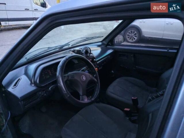 Серый ВАЗ 21099, объемом двигателя 1.6 л и пробегом 5 тыс. км за 1200 $, фото 4 на Automoto.ua