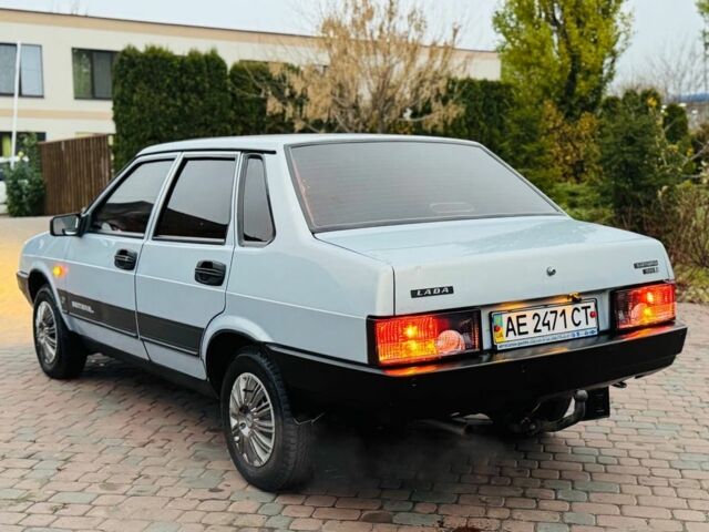 Сірий ВАЗ 21099, об'ємом двигуна 1.5 л та пробігом 93 тис. км за 1950 $, фото 5 на Automoto.ua