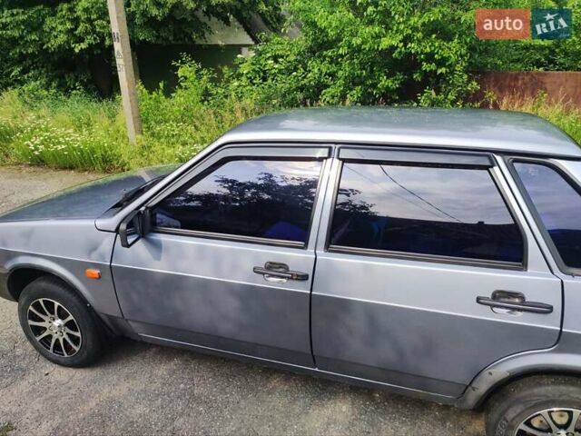 Серый ВАЗ 21099, объемом двигателя 1.5 л и пробегом 89 тыс. км за 2500 $, фото 4 на Automoto.ua