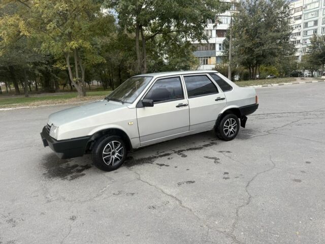 Сірий ВАЗ 21099, об'ємом двигуна 1.5 л та пробігом 185 тис. км за 1300 $, фото 5 на Automoto.ua