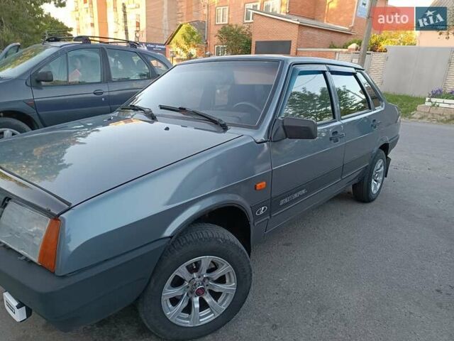 Серый ВАЗ 21099, объемом двигателя 1.6 л и пробегом 90 тыс. км за 2800 $, фото 4 на Automoto.ua