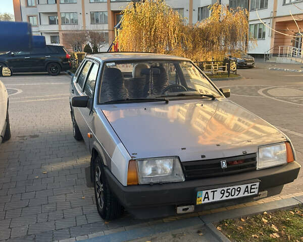 Серый ВАЗ 21099, объемом двигателя 1.6 л и пробегом 147 тыс. км за 999 $, фото 3 на Automoto.ua