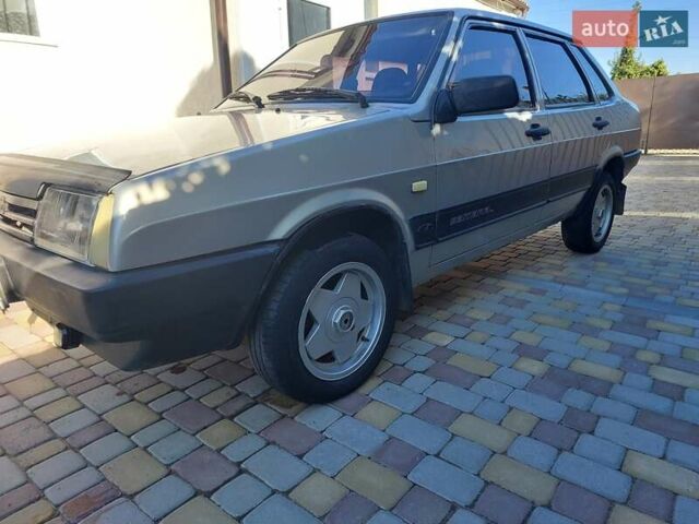Сірий ВАЗ 21099, об'ємом двигуна 1.5 л та пробігом 182 тис. км за 1600 $, фото 2 на Automoto.ua