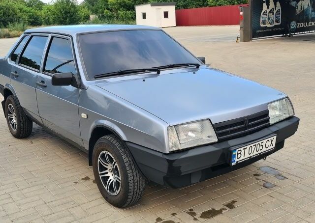 ВАЗ 21099 2006 в Херсоне на Automoto.ua Серый ВАЗ 21099, объемом двигателя 1.5 л и пробегом 200 тыс. км за 1700 $, фото 12 на Automoto.ua