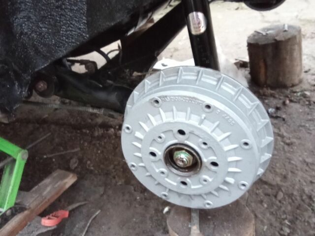 Серый ВАЗ 21099, объемом двигателя 1.5 л и пробегом 150 тыс. км за 2250 $, фото 18 на Automoto.ua