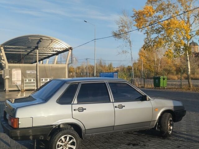 Серый ВАЗ 21099, объемом двигателя 1.5 л и пробегом 189 тыс. км за 2200 $, фото 2 на Automoto.ua