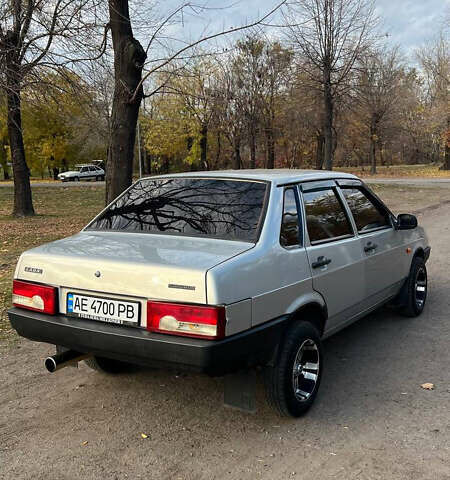 Серый ВАЗ 21099, объемом двигателя 1.5 л и пробегом 189 тыс. км за 3150 $, фото 5 на Automoto.ua