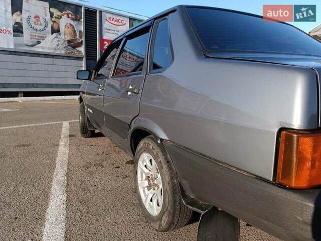 Серый ВАЗ 21099, объемом двигателя 1.6 л и пробегом 90 тыс. км за 2800 $, фото 11 на Automoto.ua